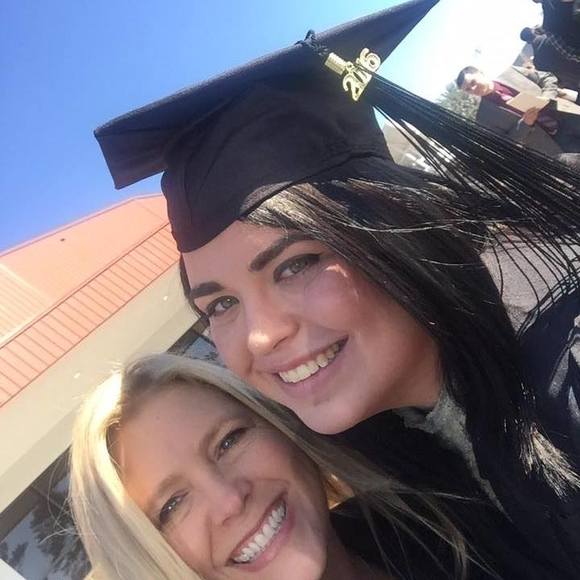 Meet your Posher, Olivia - Picture 1 of 1